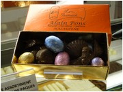 bote assortiment chocolats Pques